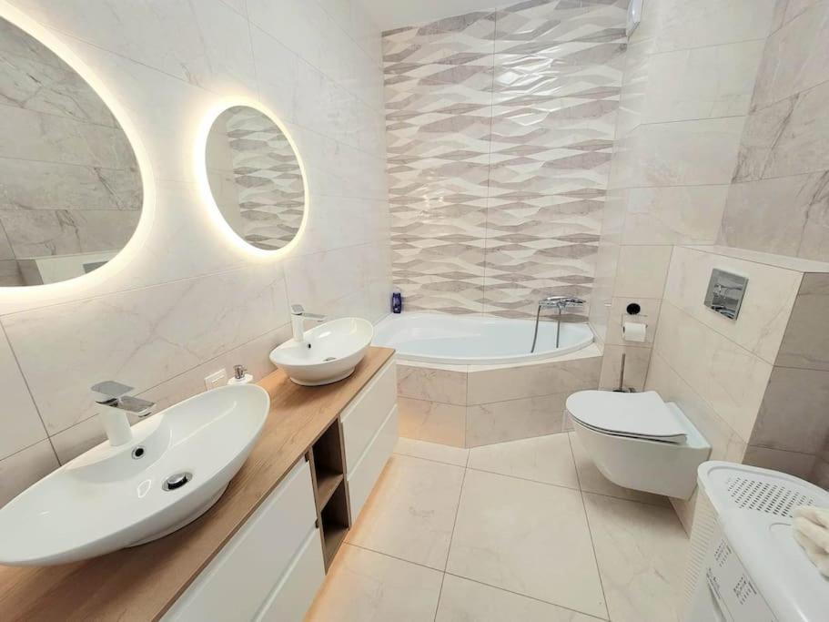 Apartment Sophie 3 Rooms, 2 Bathrooms, 8 Persons Krakau Exterior foto